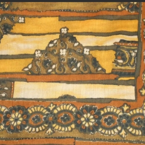 Vintage Floral Pyramid Scarf Black Tan Gold Brown - Picture 6 of 8